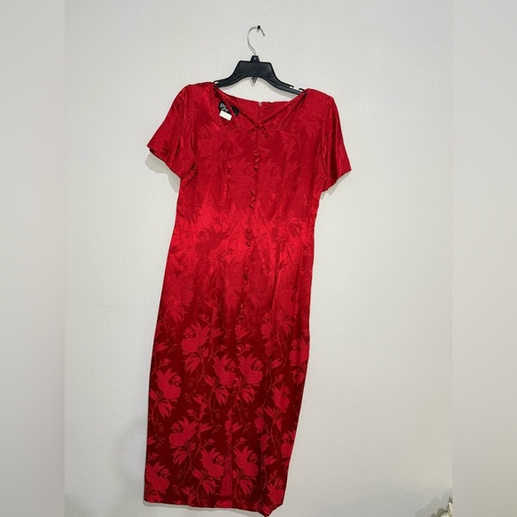Down Joy Fashions / Elegant Red Floral Dress/ Size 8 - Picture 1 of 8
